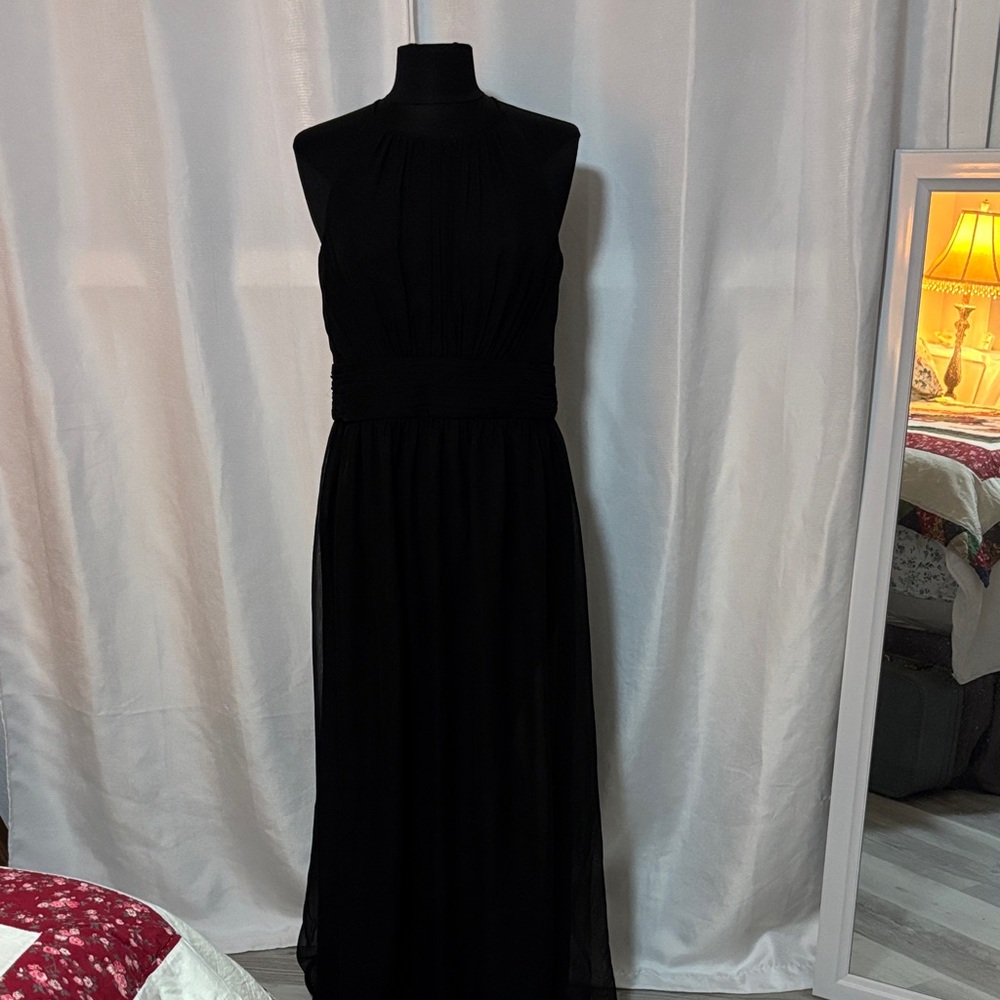 Elegant Black Evening Gown